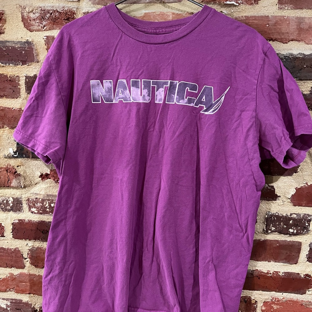 LG Nautica T-Shirt lightly-worn ***Freshly laundered